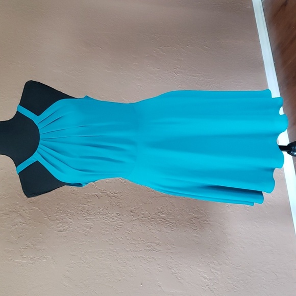 Express Dresses & Skirts - Express Midi Dress Sleeveless with Full Skirt Size 4